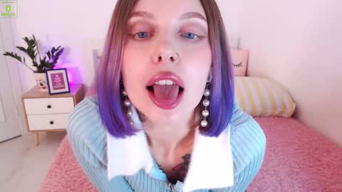 Sonya Lime online show from April 26, 2026, 7:06 am