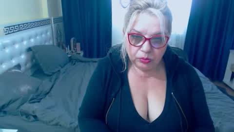 Sonya online show from January 14, 2026, 1:28 pm