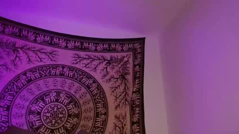 sophia online show from September 27, 2025, 1:43 am