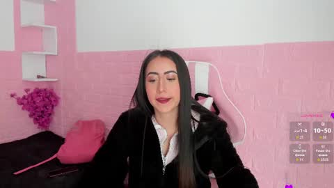 Snapshot of sophi_sweet11 chatting on July 8, 2026, 1:37 pm SOPHI online show from July 8, 2026, 1:37 pm