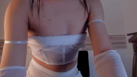 Sophia online show from October 18, 2025, 9:48 pm