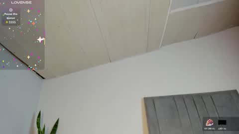 sophia_ebony___ online show from October 18, 2025, 12:17 pm