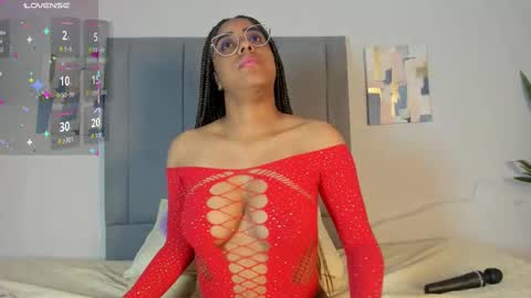 sophia_ebony___ online show from November 15, 2025, 1:07 pm