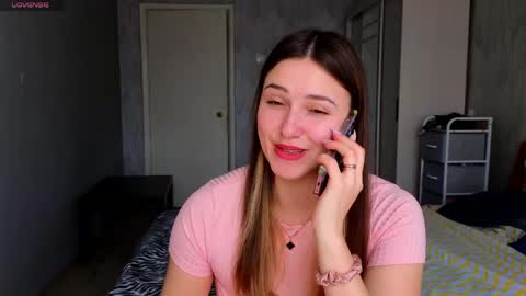 Sophia online show from April 30, 2026, 6:42 am