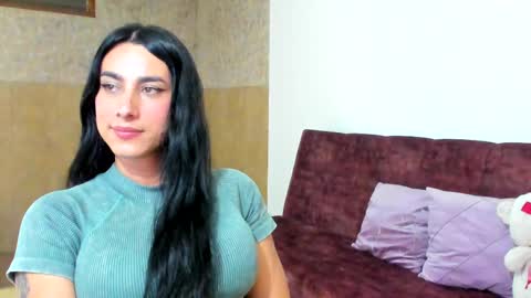Snapshot of sophia_harry chatting on February 27, 2025, 3:14 am sophia CM online show from February 27, 2025, 3:14 am