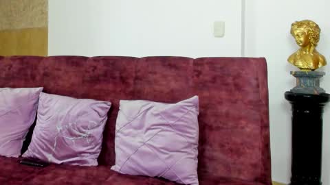 Snapshot of sophia_harry chatting on March 11, 2025, 3:59 am sophia CM online show from March 11, 2025, 3:59 am