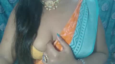 Snapshot of sophia_indian chatting on February 24, 2025, 8:25 pm Sophia Tamil online show from February 24, 2025, 8:25 pm