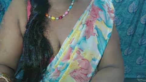 Snapshot of sophia_indian chatting on February 28, 2025, 11:03 am Sophia Tamil online show from February 28, 2025, 11:03 am