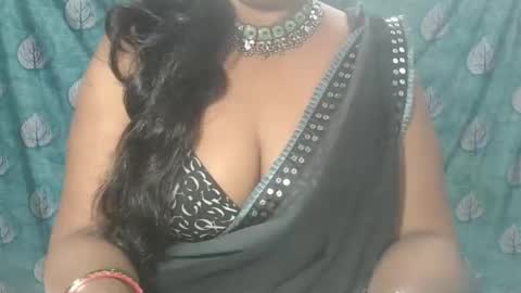 Snapshot of sophia_indian chatting on October 5, 2025, 5:17 am Sophia Tamil online show from October 5, 2025, 5:17 am