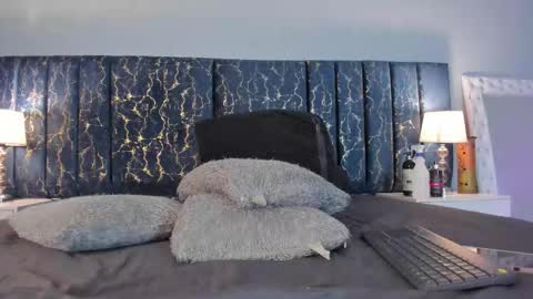 Sofia  online show from January 17, 2026, 2:00 pm