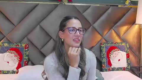 Snapshot of sophia_loreenn chatting on November 30, 2025, 2:32 pm Sofia online show from November 30, 2025, 2:32 pm