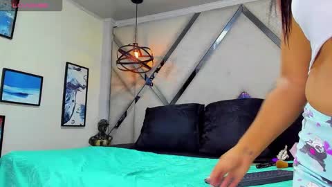 Snapshot of sophia_ostin69 chatting on December 2, 2025, 4:07 am Sophia Ostin online show from December 2, 2025, 4:07 am