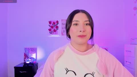 Sophi online show from November 7, 2025, 8:42 pm