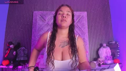  S O P H I A  online show from October 12, 2025, 12:15 pm