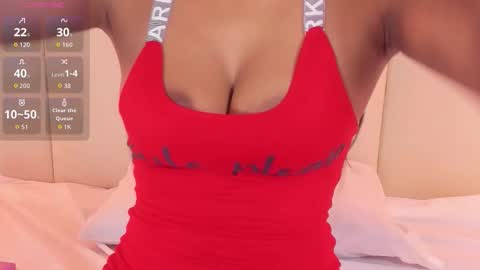 Sophie online show from October 12, 2025, 4:11 am