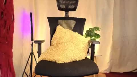 Snapshot of sophiadumont chatting on July 23, 2026, 10:57 am Sophia online show from July 23, 2026, 10:57 am