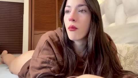 sophiarommie online show from February 27, 2026, 6:13 am