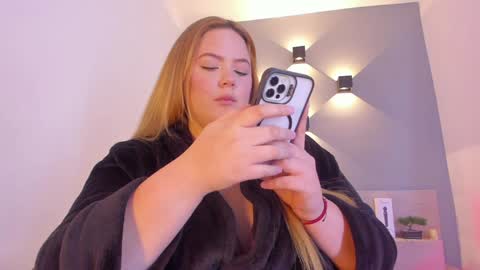 Sofi online show from January 28, 2025, 6:17 pm