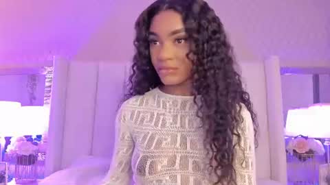 Snapshot of sophiasmiths_ chatting on June 28, 2026, 9:37 am SophiaSmiths online show from June 28, 2026, 9:37 am