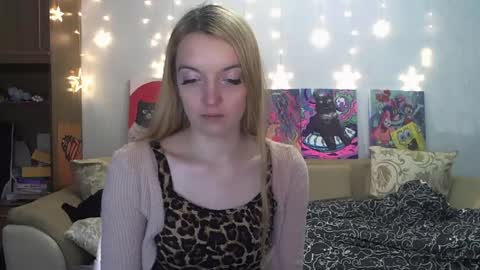 Snapshot of sophiasonata chatting on December 20, 2024, 8:45 pm SophiaSonata online show from December 20, 2024, 8:45 pm