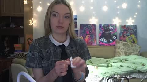 Snapshot of sophiasonata chatting on January 13, 2025, 12:24 pm SophiaSonata online show from January 13, 2025, 12:24 pm