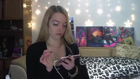 Snapshot of sophiasonata chatting on January 25, 2025, 10:28 pm SophiaSonata online show from January 25, 2025, 10:28 pm
