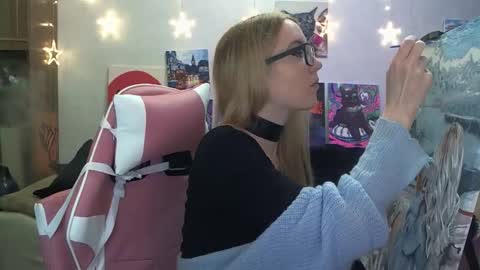 SophiaSonata online show from November 7, 2025, 5:13 pm