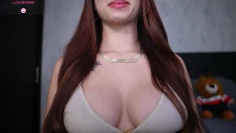 Sophy online show from November 29, 2025, 1:19 am