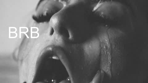 sophicollins online show from March 13, 2026, 11:06 am