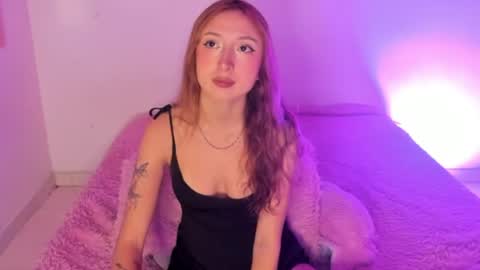 Snapshot of sophie_collins13 chatting on July 10, 2026, 6:50 am Sophie online show from July 10, 2026, 6:50 am