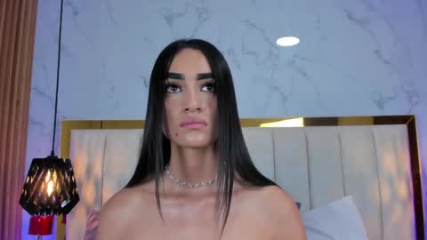 Snapshot of sophie_deargb chatting on February 7, 2025, 11:03 pm Sofia santodomingo online show from February 7, 2025, 11:03 pm