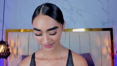 Snapshot of sophie_deargb chatting on February 21, 2025, 7:43 pm Sofia santodomingo online show from February 21, 2025, 7:43 pm