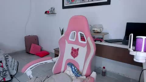 Snapshot of sophie_dolly_ chatting on May 21, 2026, 9:11 pm sophie doll online show from May 21, 2026, 9:11 pm