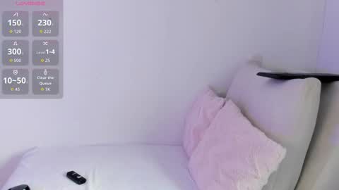   online show from November 2, 2025, 7:16 pm