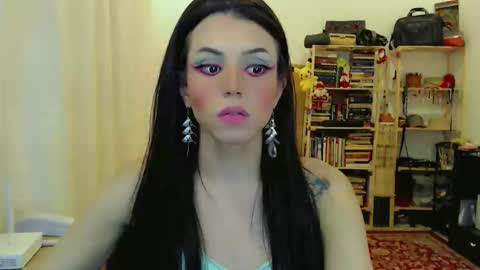 Sophie Fantasys online show from November 22, 2025, 8:41 pm