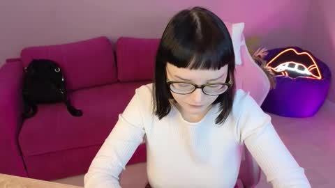 Snapshot of sophie_hottt chatting on November 30, 2025, 7:45 am Sophie online show from November 30, 2025, 7:45 am