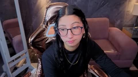 sophie_jones_b online show from February 7, 2026, 1:04 pm