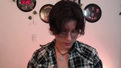 sophie_ross1 online show from September 19, 2025, 3:08 am