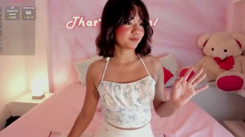 Sophie Smitt  online show from November 13, 2025, 1:48 am