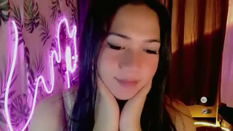 Sophie online show from March 18, 2026, 8:56 pm