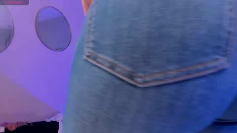 Sophie online show from September 10, 2025, 1:05 am