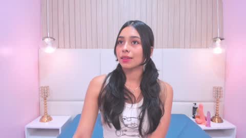 Sophie online show from January 14, 2025, 8:04 pm