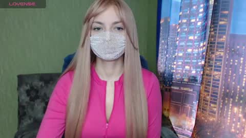 Sophie online show from March 7, 2026, 9:06 am