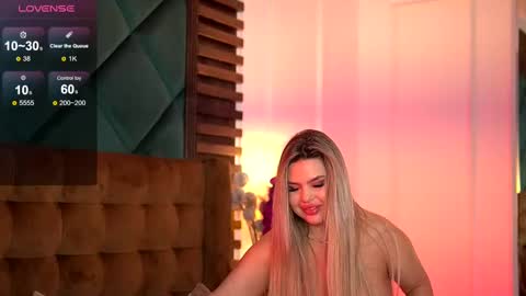 Sophie online show from February 11, 2025, 1:20 pm