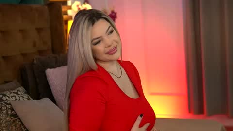 Sophie online show from February 22, 2026, 7:19 am