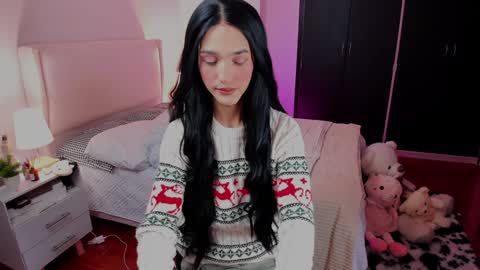    online show from December 17, 2024, 1:38 pm