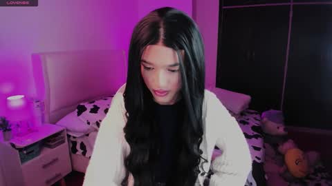    online show from October 28, 2025, 2:26 am