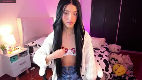    online show from December 14, 2025, 11:26 am