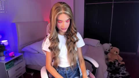    online show from April 10, 2026, 2:39 am