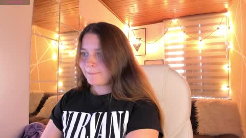 Sophie  online show from April 20, 2026, 9:49 pm